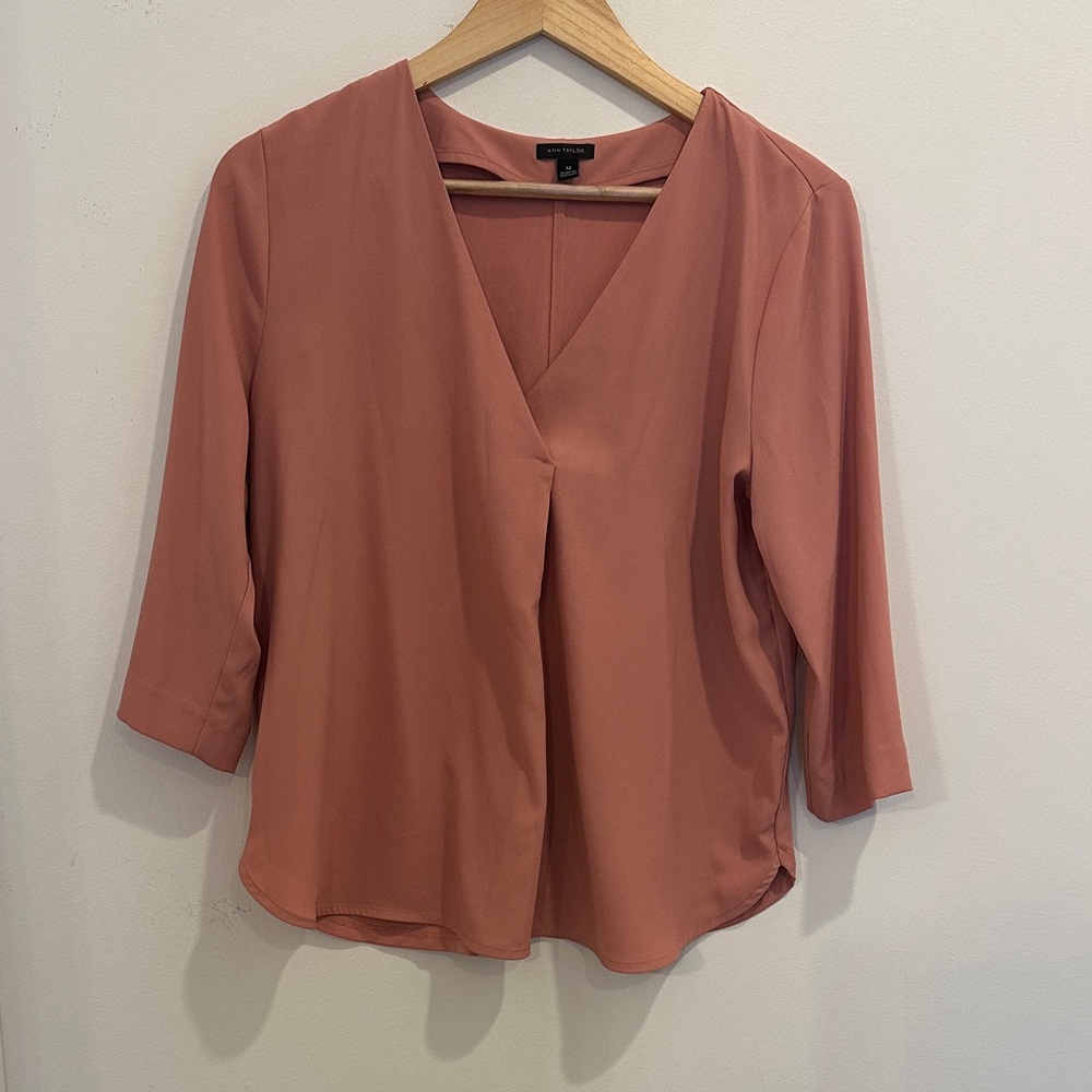 Ann Taylor Women's V-Neck Top Blouse Quarter Sleeve - Terracotta